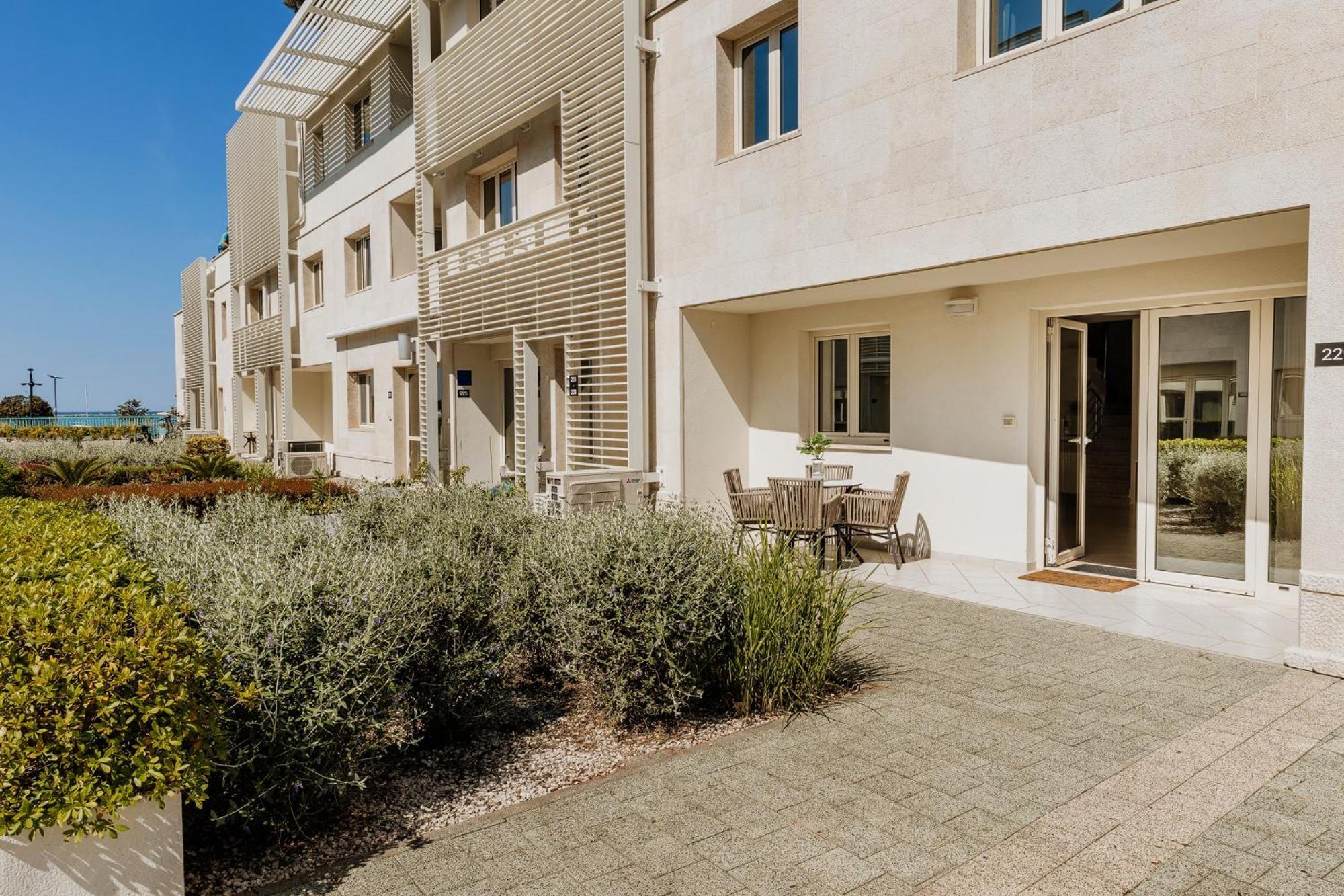 Supreme Apartment Bliss Umago Exterior foto